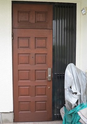 葛飾区木製玄関ドア塗装工事前