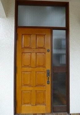 ヤマハ玄関ドア塗装、西東京市、工事前2