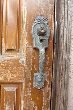 木製ヤマハ玄関ドア塗装千葉県・工事前4