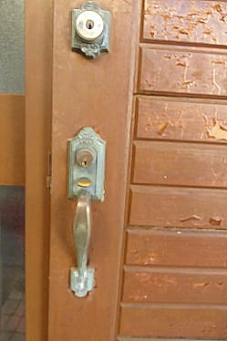 ヤマハ玄関ドアの塗装3.3